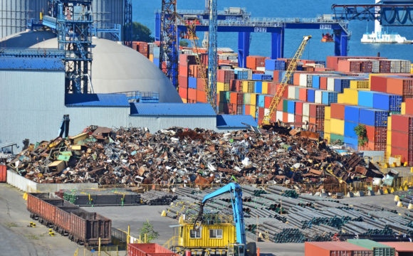 Servizi portuali: la gestione dei rifiuti speciali